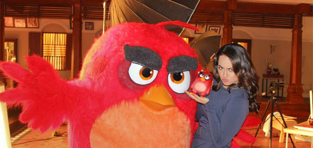 Sonakshi Sinha gets award for getting angry 