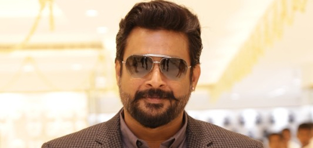 Im still a struggling actor: R. Madhavan