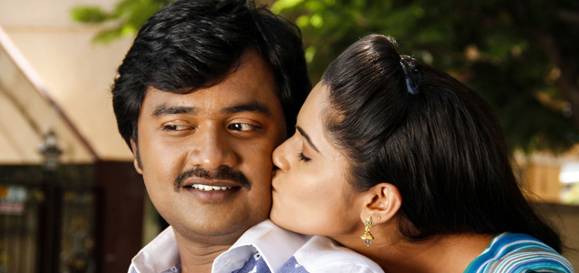 Ten lip lock scenes in Aarambamae Attagasam