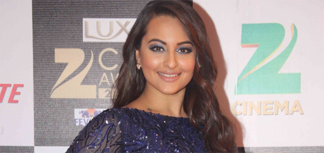 Dont have aptitude to join politics: Sonakshi