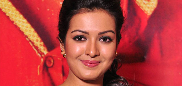 Catherine Tresa teams up with Vishnu Vishal