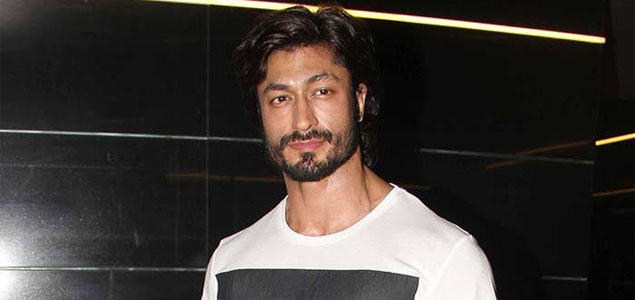 Wont like to dethrone anyone as action hero: Vidyut Jammwal