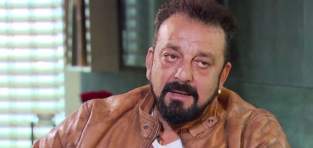 Did Sanjay Dutt back out of Omung Kumars next after Bhoomis failure?