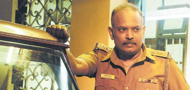 Venkat Prabhu plays a cop in Kalavu