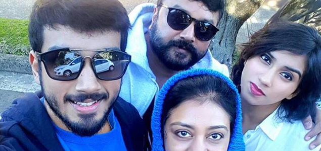 Actor Jayaram and family enjoy Australian trip