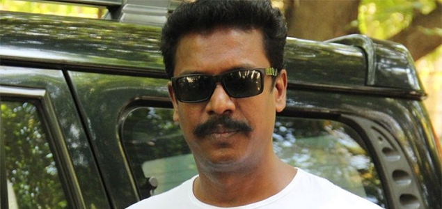 Samuthirakani as a cop in Goli Soda 2