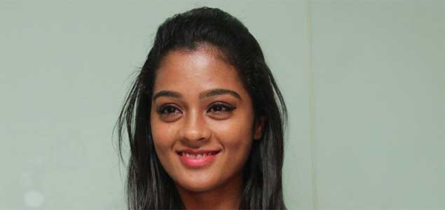 Gayathrie in Aneedhi Kadhaigal