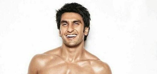 Ranveer thanks Gully Boy director 