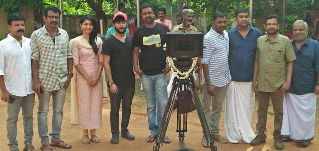 Oronnonnara Pranaya Kadha begins at Shornur
