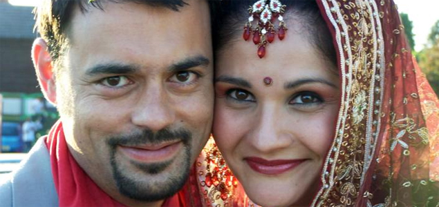 A Distant Mirage Hindi Movie