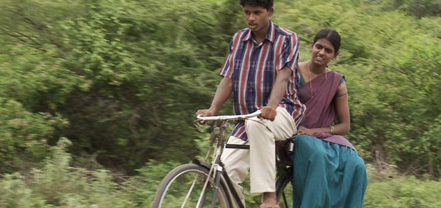 Aasaipadugiren Tamil Movie