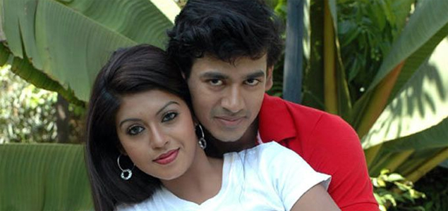 Chetilo Cheyyesi Telugu Movie