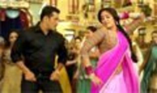 Pandey Jee Seeti   Song Promo Dabangg 2