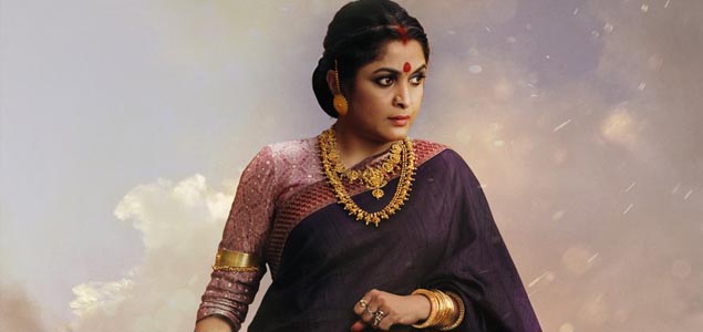 Ramya Krishna Super impresses as Sivagami in Baahubali