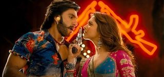 Ishqyaun Dhishqyaun   Song Promo Ram Leela