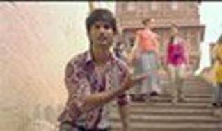 Sharam na aaye re   Song Promo Shuddh Desi Romance