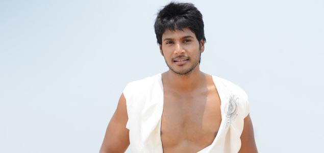 Sundeep Kishan's back-breaking work for 'A1 Express' - Telugu News -  IndiaGlitz.com