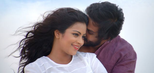 Iththiraiyil Varum Sambavangal Anaithum Karpanaiye Tamil Movie