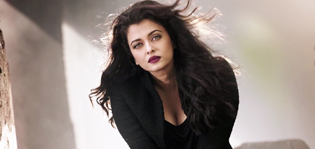 Aishwarya explains absence of dance in Jazbaa song