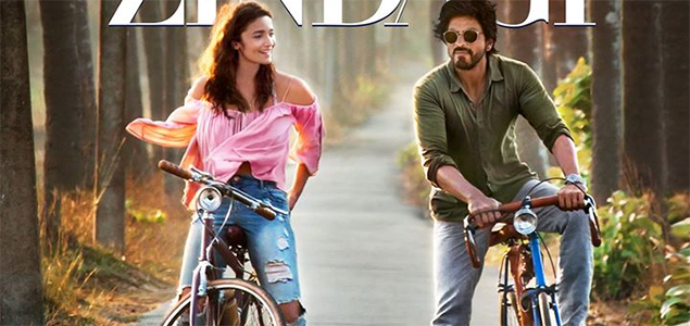 Dear Zindagi trailer reveals a new SRK