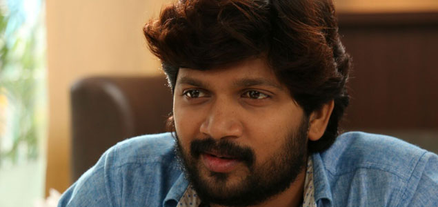 Naanga Velaikku Poyitta Oorai Yaar Pathukkirathu Tamil Movie