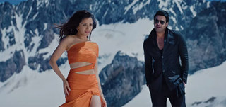 Mazhaiyum Theeyum   Video Song Saaho