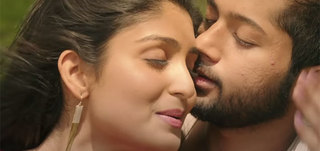 Udalodu Uyirupol   Video Song Oronnonnara Pranaya Kadha