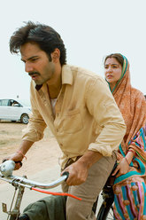 Sui Dhaaga Photo 4