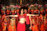 Aranmanai 3 Photo 1