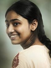 Dhwani Rajesh in Pachuvum Albhuthavilakkum
