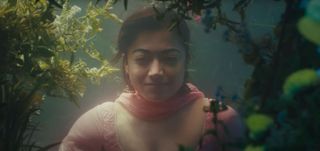 First Glimpse The Girlfriend 